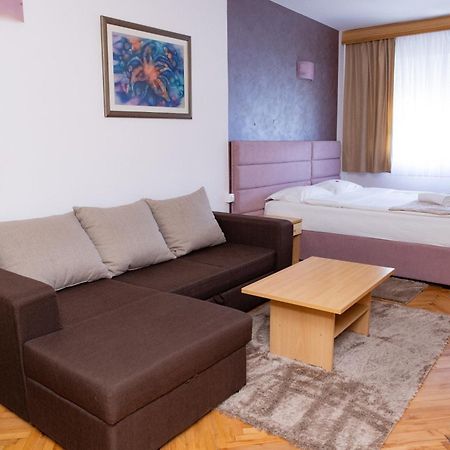 Motel New Sanatron Bosanski Novi Luaran gambar