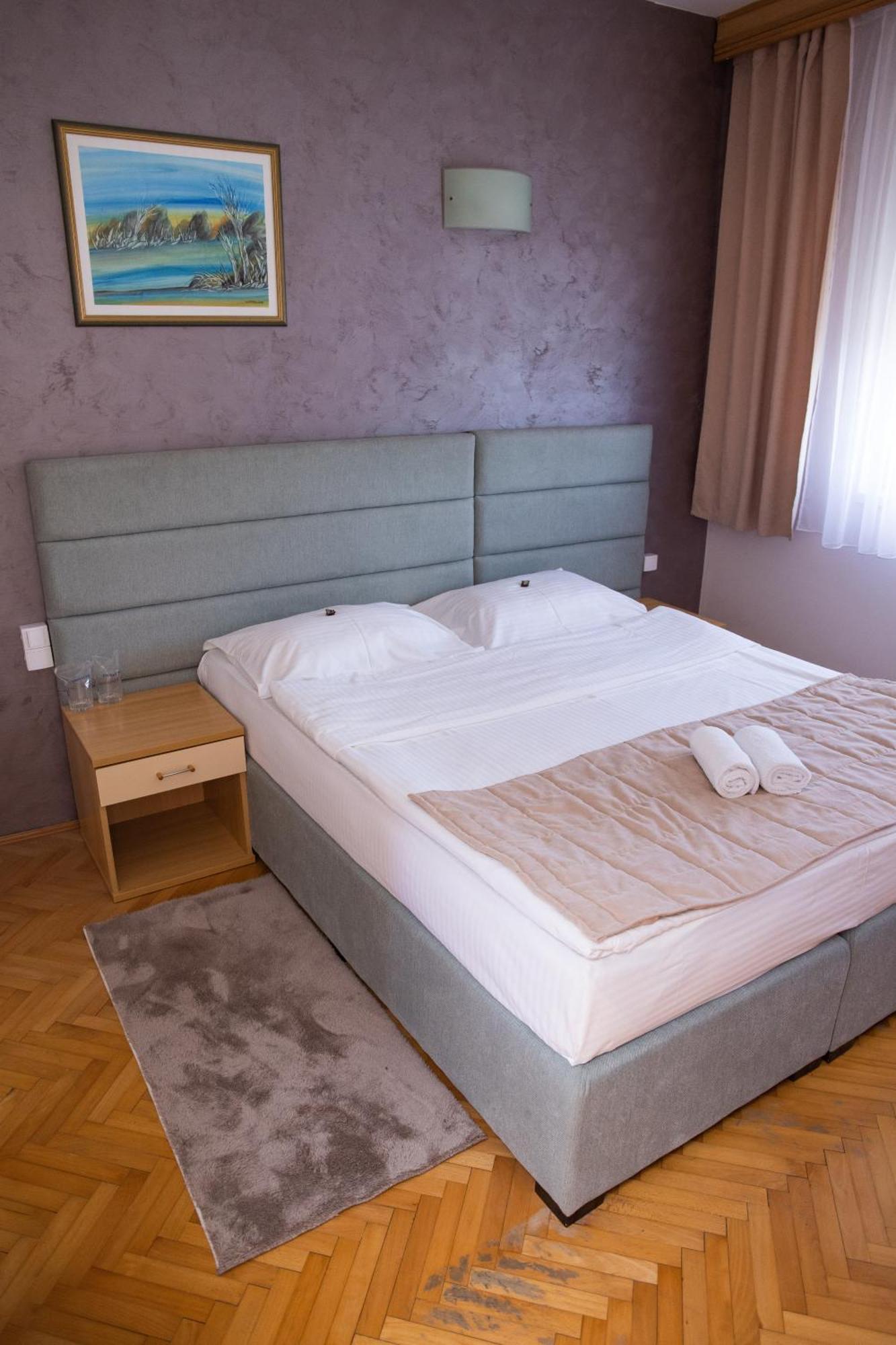 Motel New Sanatron Bosanski Novi Luaran gambar